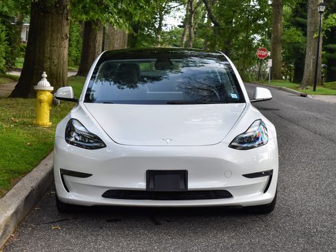 Used 2023 Tesla Model 3 Standard Range RWD image 13
