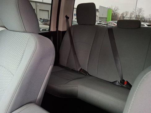 Used 2016 RAM 2500 Tradesman w/ Chrome Appearance Group image 18