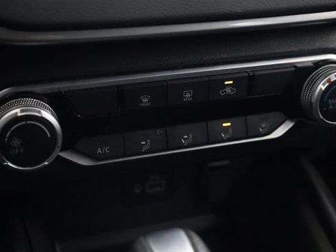 Used 2023 Nissan Altima 2.5 S image 18