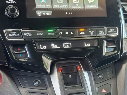 Used 2019 Honda Odyssey EX-L image 17