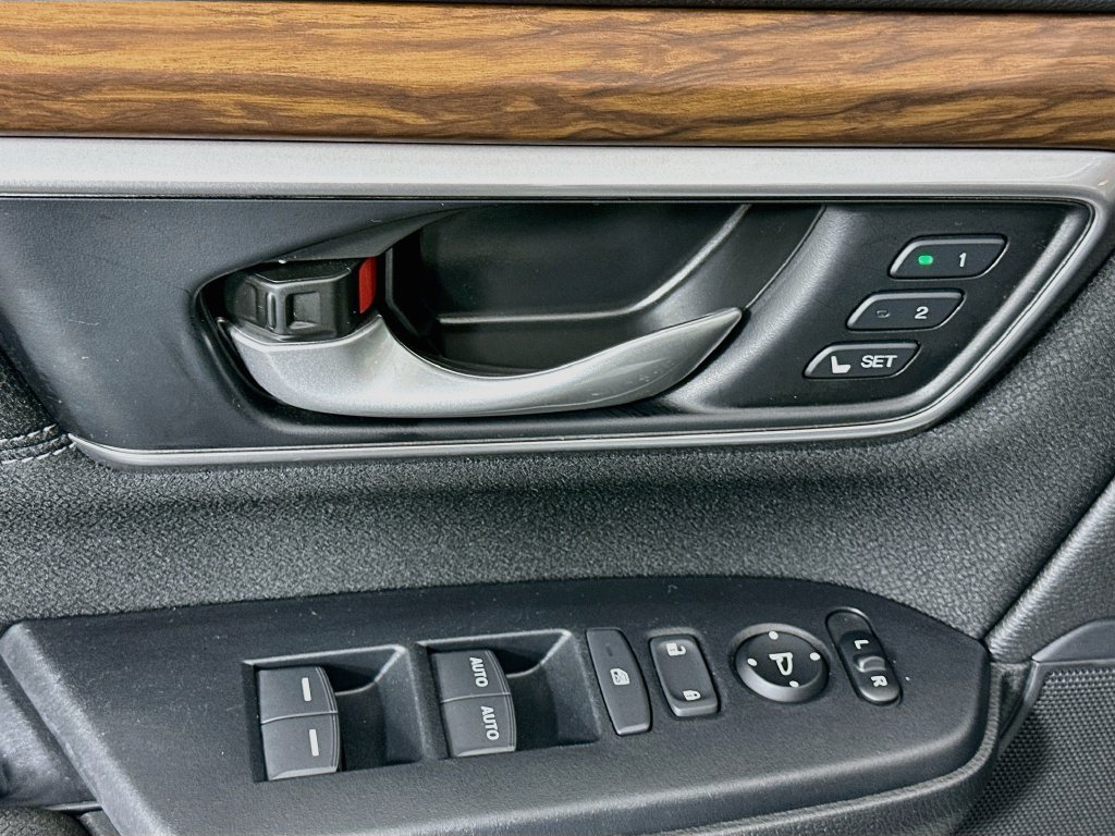 Used 2022 Honda CR-V EX image 17