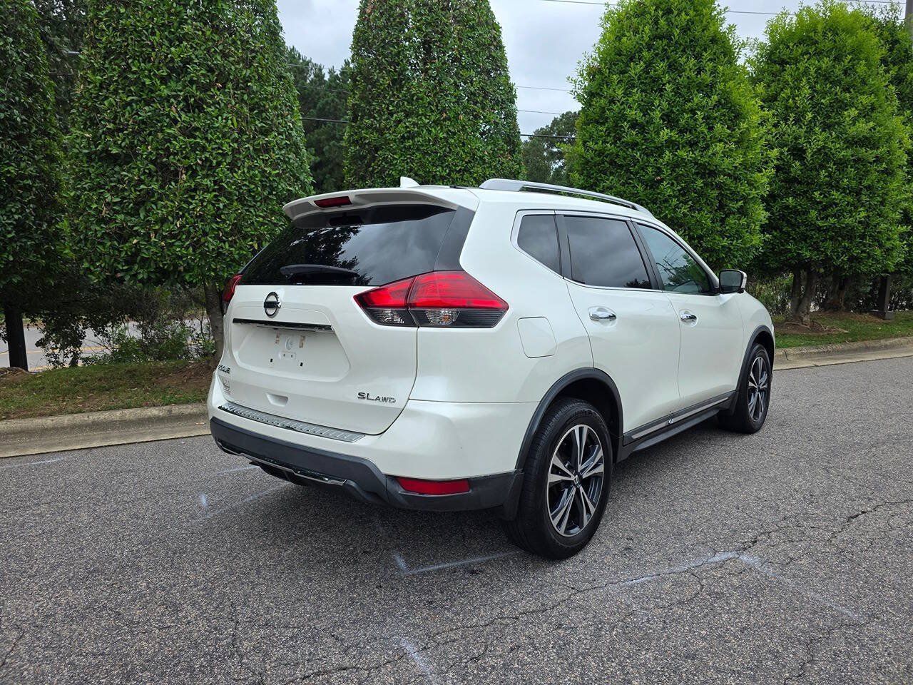 Used 2017 Nissan Rogue SL w/ SL Premium Package AWD/4WD image 5