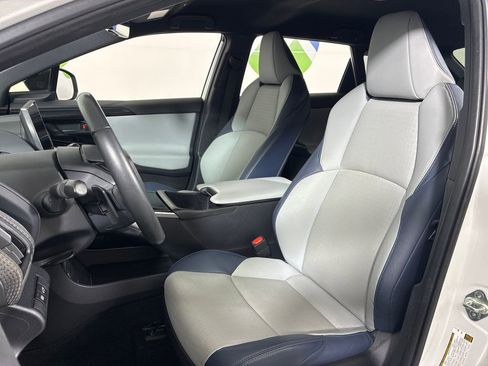 Used 2023 Subaru Solterra AWD image 30