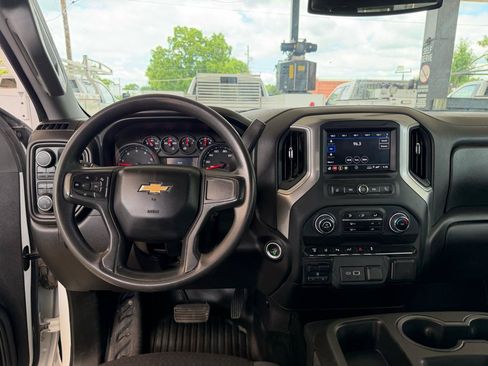Used 2024 Chevrolet Silverado 2500 W/T w/ WT Convenience Package AWD/4WD image 33