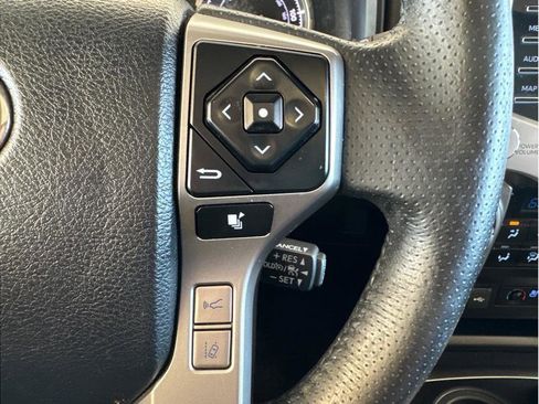 Used 2021 Toyota 4Runner Limited image 18