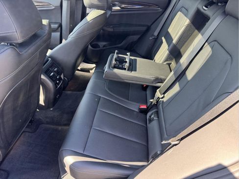 Used 2025 BMW X4 xDrive30i AWD/4WD image 11