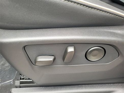 New 2026 GMC Yukon Elevation image 5