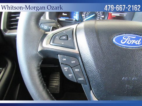 Used 2020 Ford Edge Titanium AWD/4WD image 44