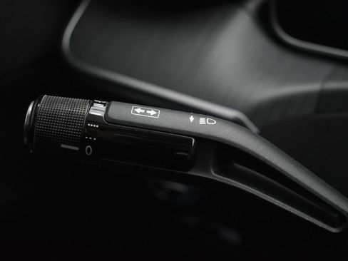 Used 2022 Mercedes-Benz C 300 4MATIC Sedan image 24