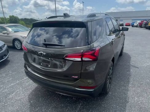 Used 2023 Chevrolet Equinox RS AWD/4WD image 9