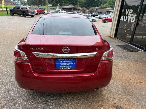Used 2015 Nissan Altima 2.5 S w/ Power Driver Seat Package FWD image 5