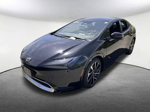 New 2026 Toyota Prius Plug-In Hybrid FWD image 5