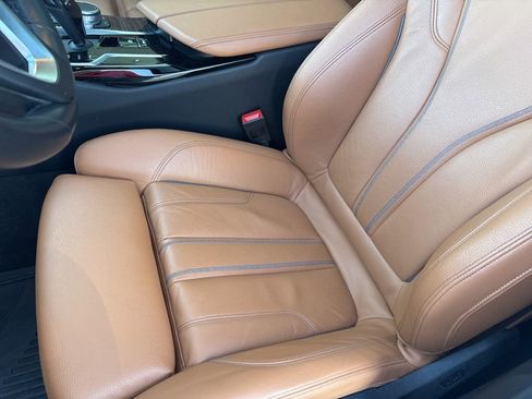 Used 2022 BMW 540i xDrive image 12