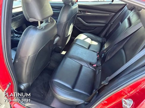 Used 2019 MAZDA MAZDA3 Sedan FWD image 13