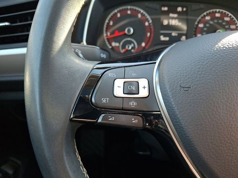 Used 2021 Volkswagen Jetta SE w/ SE Cold Weather Package image 22