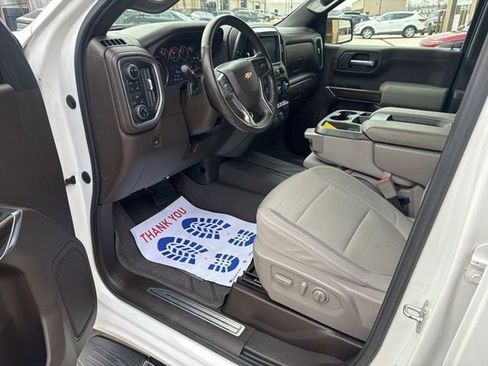 Used 2022 Chevrolet Silverado 1500 LT image 8