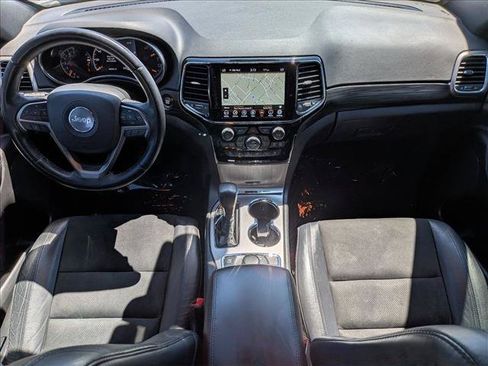 Used 2020 Jeep Grand Cherokee Altitude AWD/4WD image 18