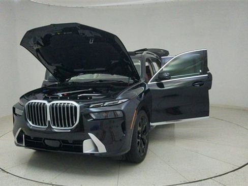 Used 2026 BMW X7 xDrive40i image 77