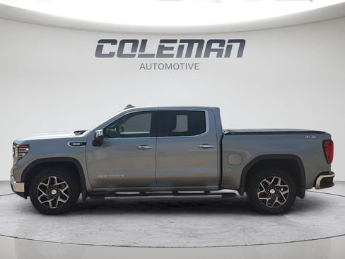 Used 2023 GMC Sierra 1500 SLT w/ SLT Premium Plus Package AWD/4WD image 5