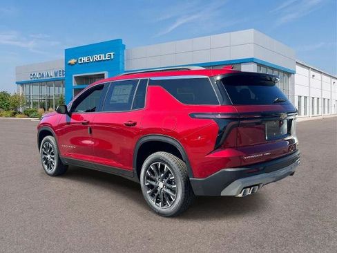 Used 2026 Chevrolet Traverse LT w/ Sun and Wheel Package AWD/4WD image 10