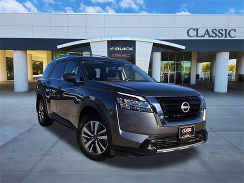 Used 2023 Nissan Pathfinder SL image 1