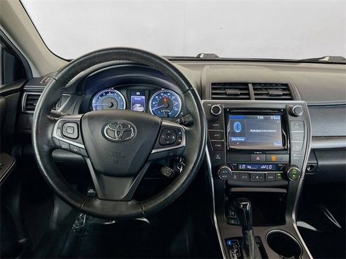 Used 2017 Toyota Camry XLE image 20