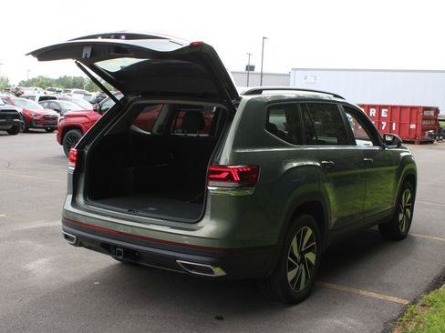 Used 2026 Volkswagen Atlas SE AWD/4WD image 7