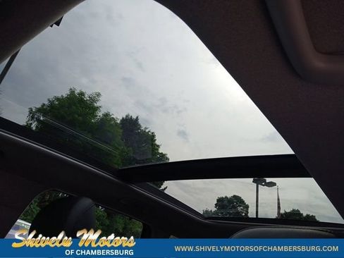 Used 2020 Hyundai Santa Fe Limited AWD/4WD image 17