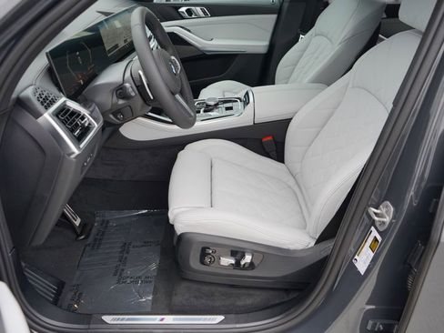 New 2026 BMW X5 sDrive40i w/ M Sport Package image 10