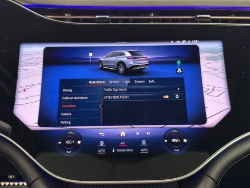 Used 2023 Mercedes-Benz EQS 580 4MATIC SUV image 31