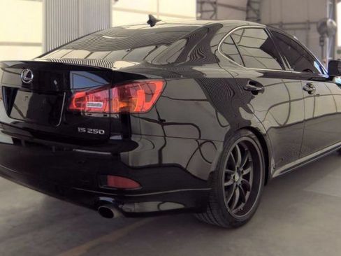 Used 2008 Lexus IS 250 RWD image 3