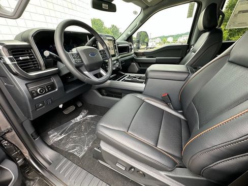 New 2026 Ford F550 4x4 Crew Cab Super Duty image 17