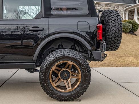 Used 2023 Ford Bronco 4-Door image 5