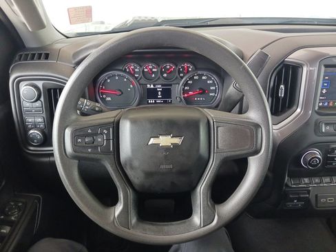 Used 2024 Chevrolet Silverado 2500 Custom w/ Custom Value Package AWD/4WD image 16