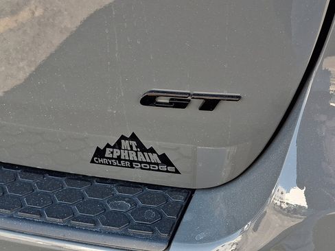 Used 2024 Dodge Durango GT image 16