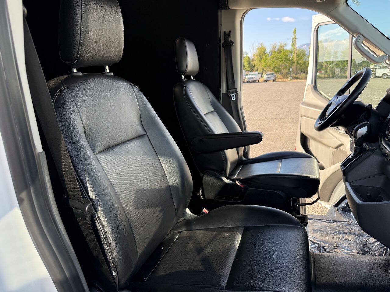 Used 2023 Ford Transit 250 Medium Roof AWD w/ Load Area Protection Package image 19