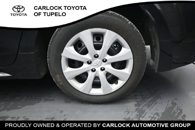 Used 2026 Toyota Corolla LE FWD image 15
