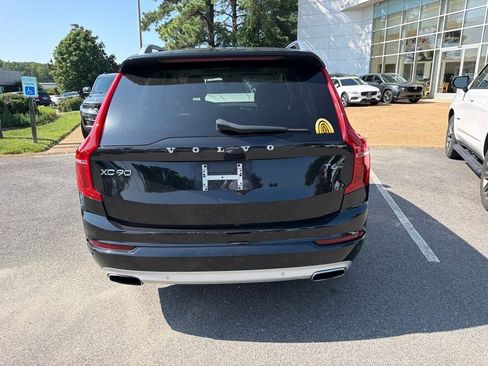 Used 2018 Volvo XC90 T6 Momentum w/ Convenience Package AWD/4WD image 4