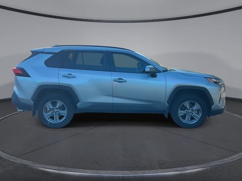 Used 2024 Toyota RAV4 XLE w/ Convenience Package AWD/4WD image 9