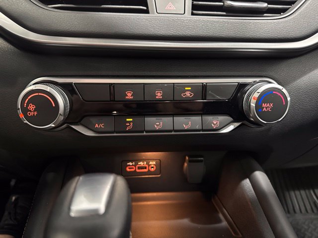 Used 2022 Nissan Altima 2.5 SR AWD/4WD image 26