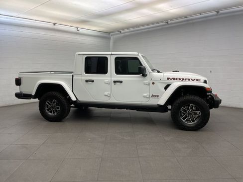 New 2026 Jeep Gladiator Mojave AWD/4WD image 2