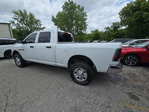 Used 2016 RAM 2500 Tradesman w/ Chrome Appearance Group AWD/4WD image 4