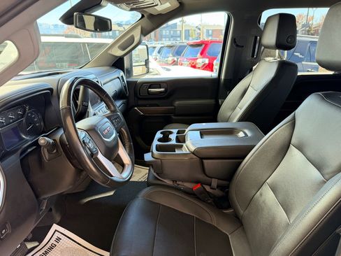 Used 2022 GMC Sierra 2500 SLT w/ Gooseneck/5TH Wheel Package image 6