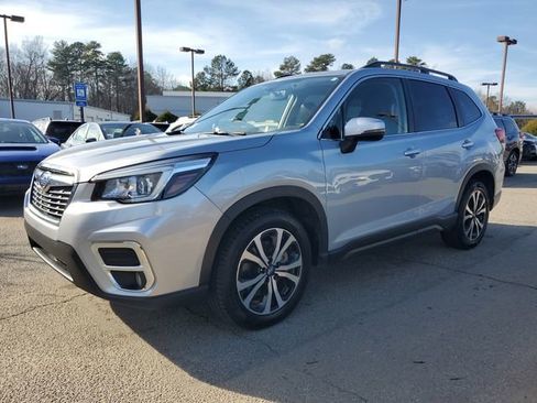 Used 2019 Subaru Forester Limited w/ Popular Package #3 image 5