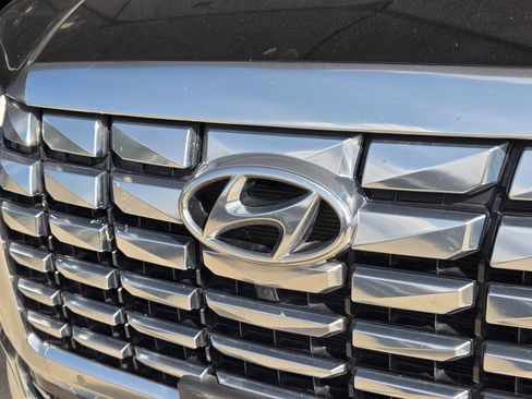 Used 2023 Hyundai Palisade Calligraphy w/ Cargo Package AWD/4WD image 4