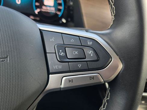Used 2024 Volkswagen Atlas SE FWD image 24