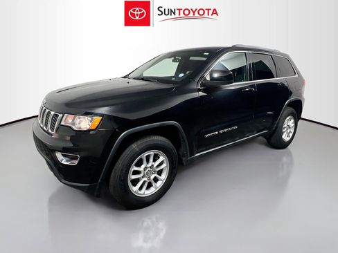 Used 2019 Jeep Grand Cherokee Laredo image 9