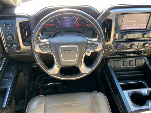 Used 2016 GMC Sierra 2500 Denali w/ Duramax Plus Package image 6