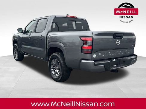 New 2026 Nissan Frontier SV image 5