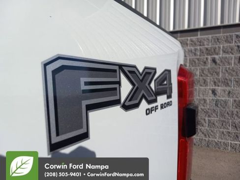 New 2026 Ford F350 Lariat w/ Black Appearance Package image 28